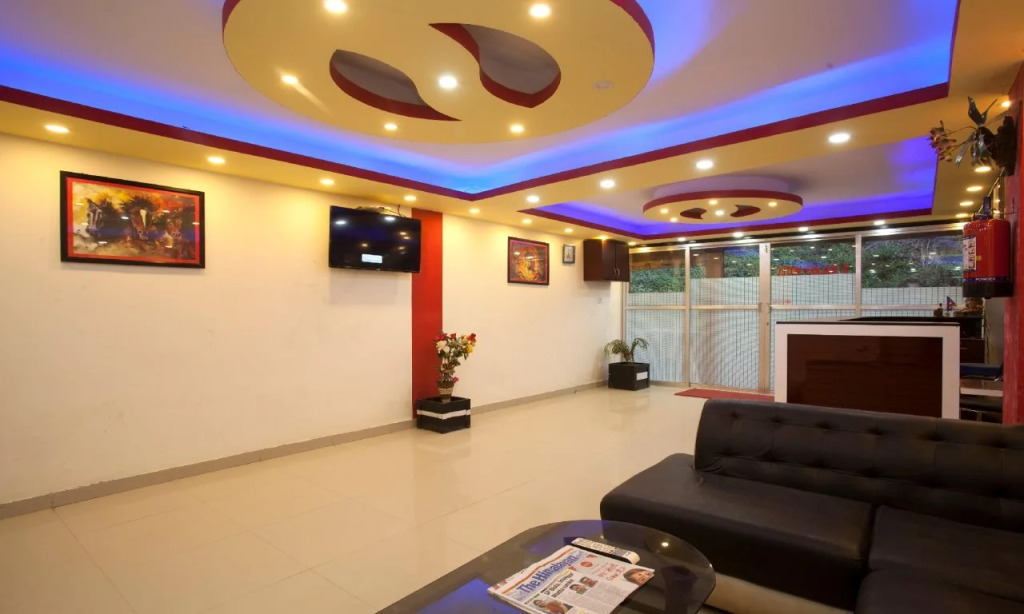 OYO 237 Hotel S Galaxy