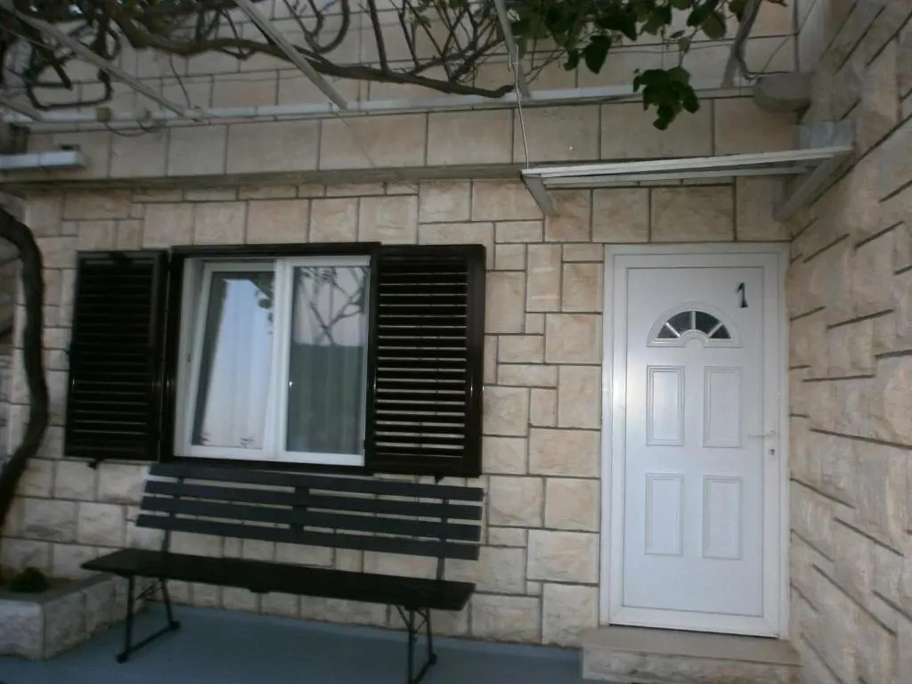 Apartments Ana Old Town