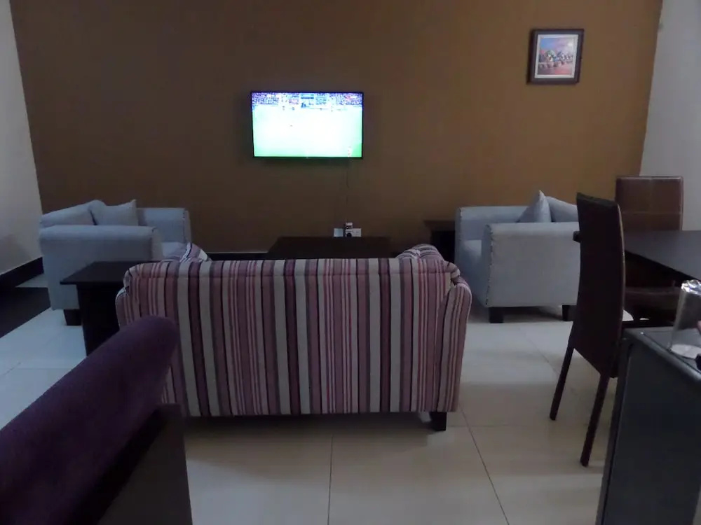 Excellence Hotel