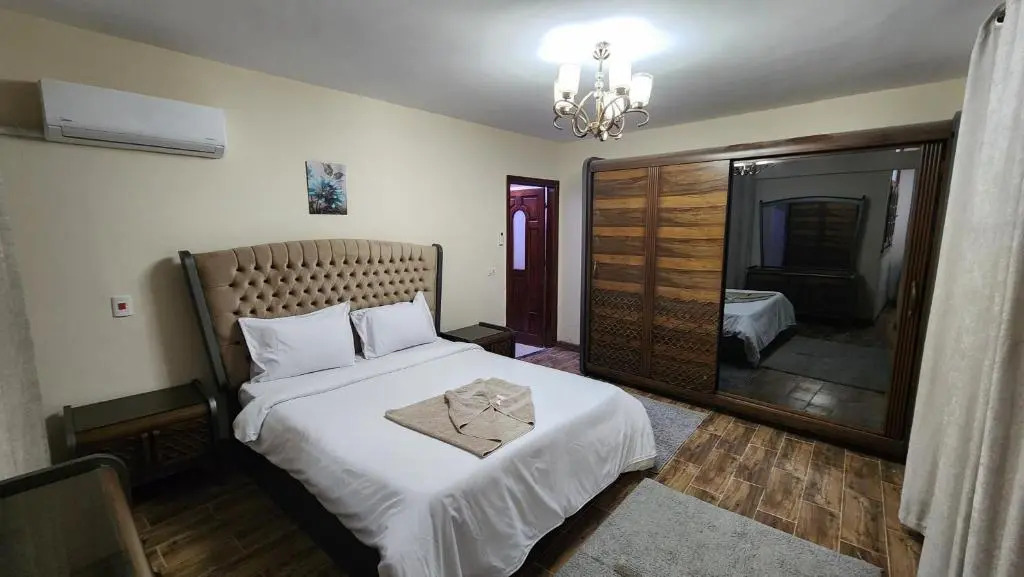 Alex sea view apartment - families only