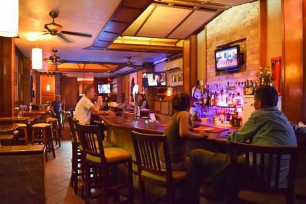Bar Oz Riverside Guesthouse