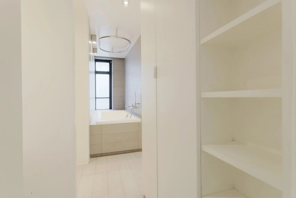 Le Marais Temple Apartment