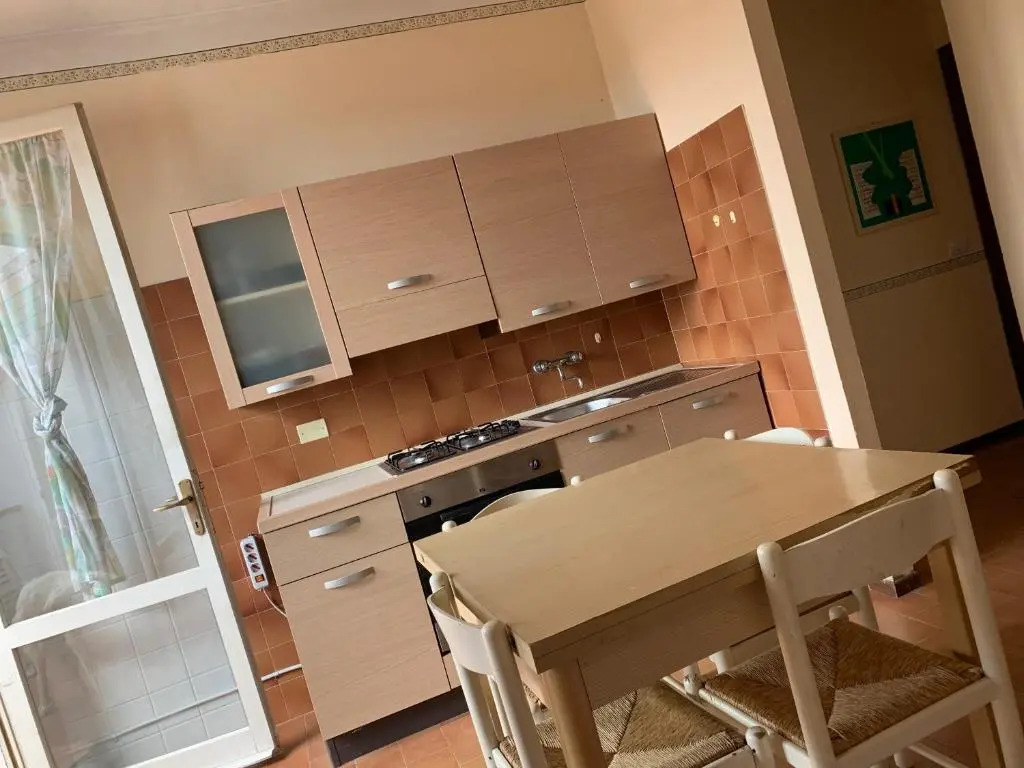 Appartamento 4 posti con piscina balcone e bbq