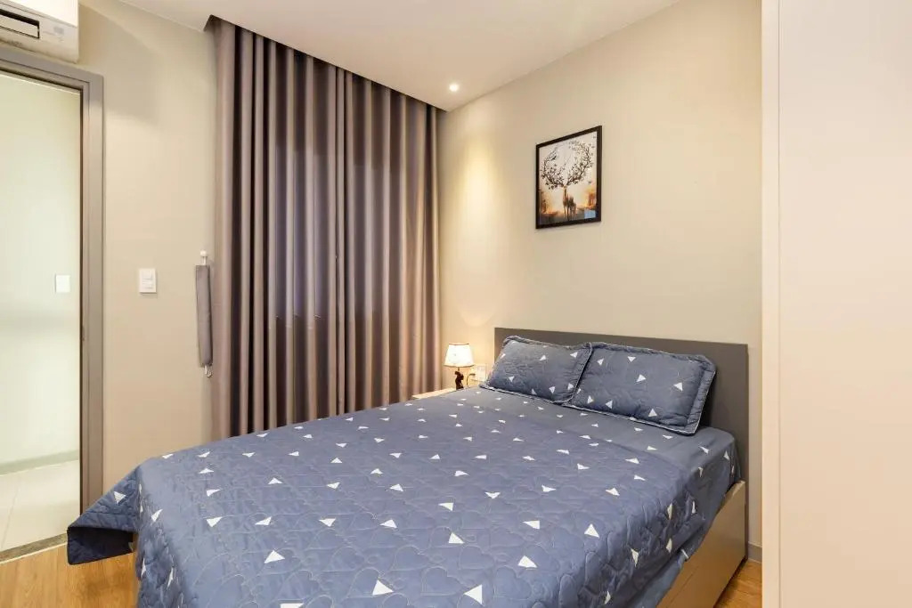Gold View APT1/2bed/2bath/free pool and Gym