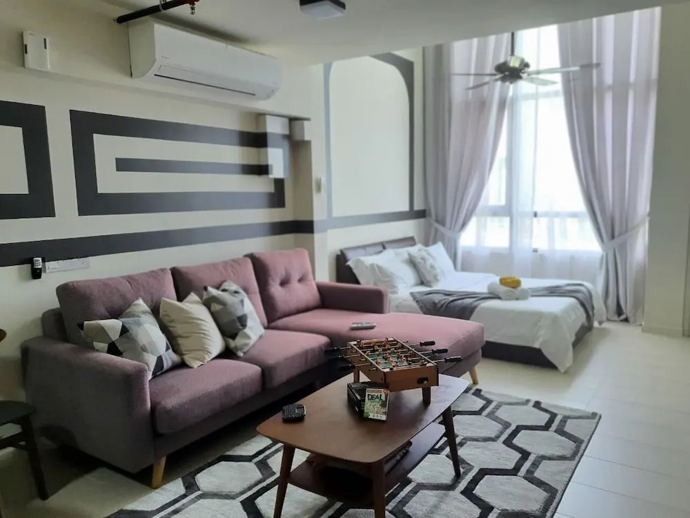 The Perfect Getaway @ Tamarind Suites, Netflix 300Mbps
