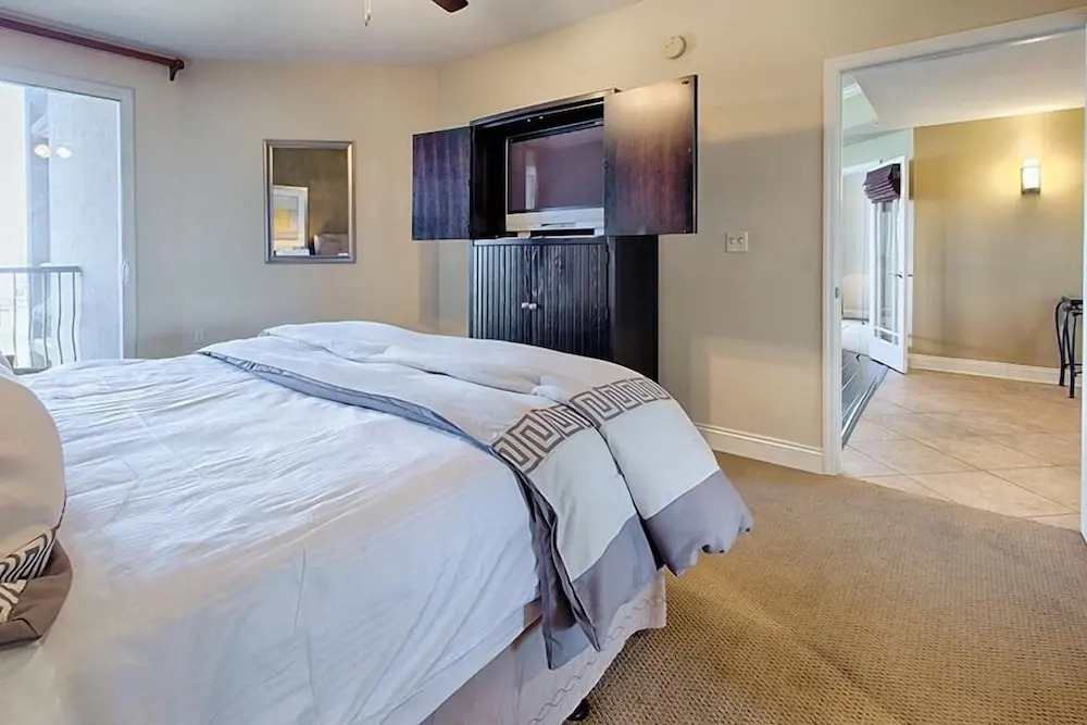 MEDITERRANEA 401A 3 Bedroom Holiday Home by Five Star Properties