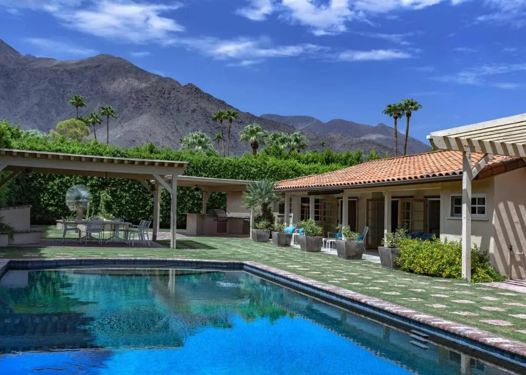 The Sol Lesser Estate