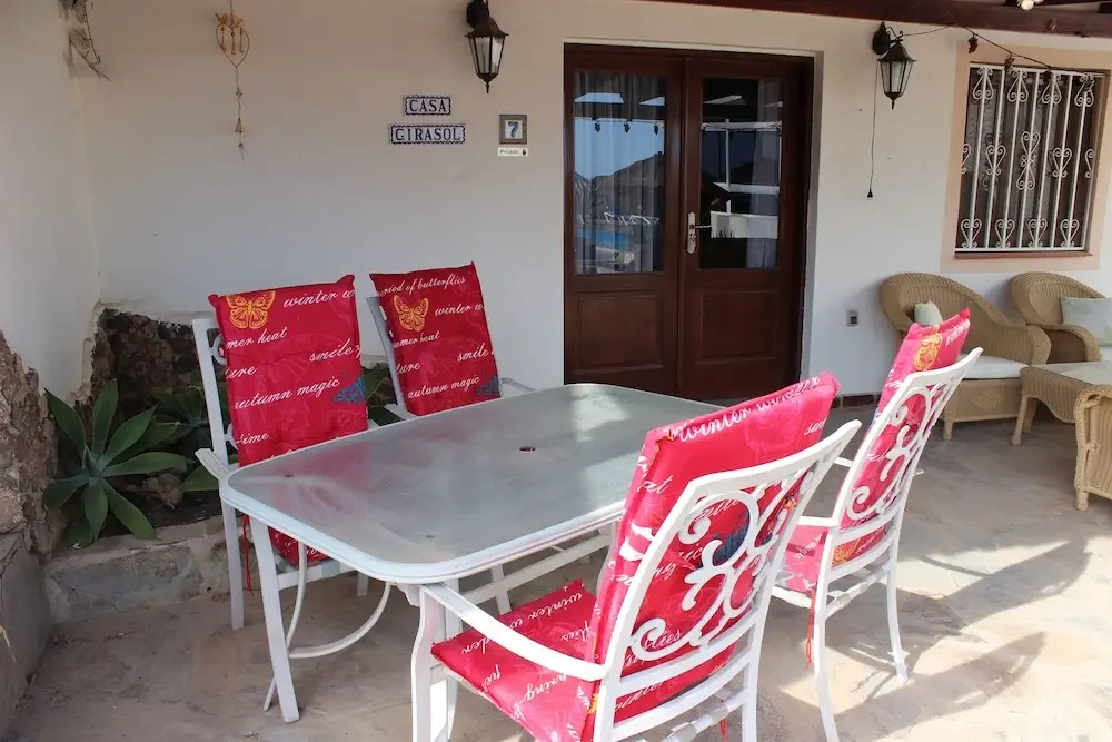 2-bed Bungalow Sleeps 4
