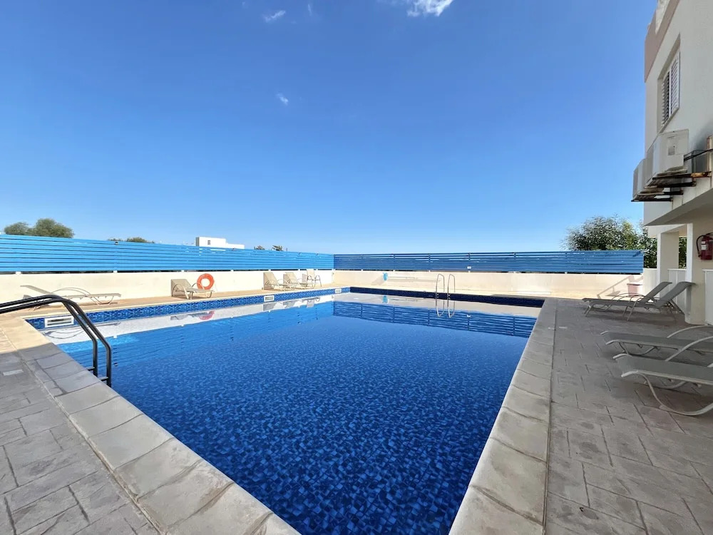 41 KAP - Stay Paradise Apartment