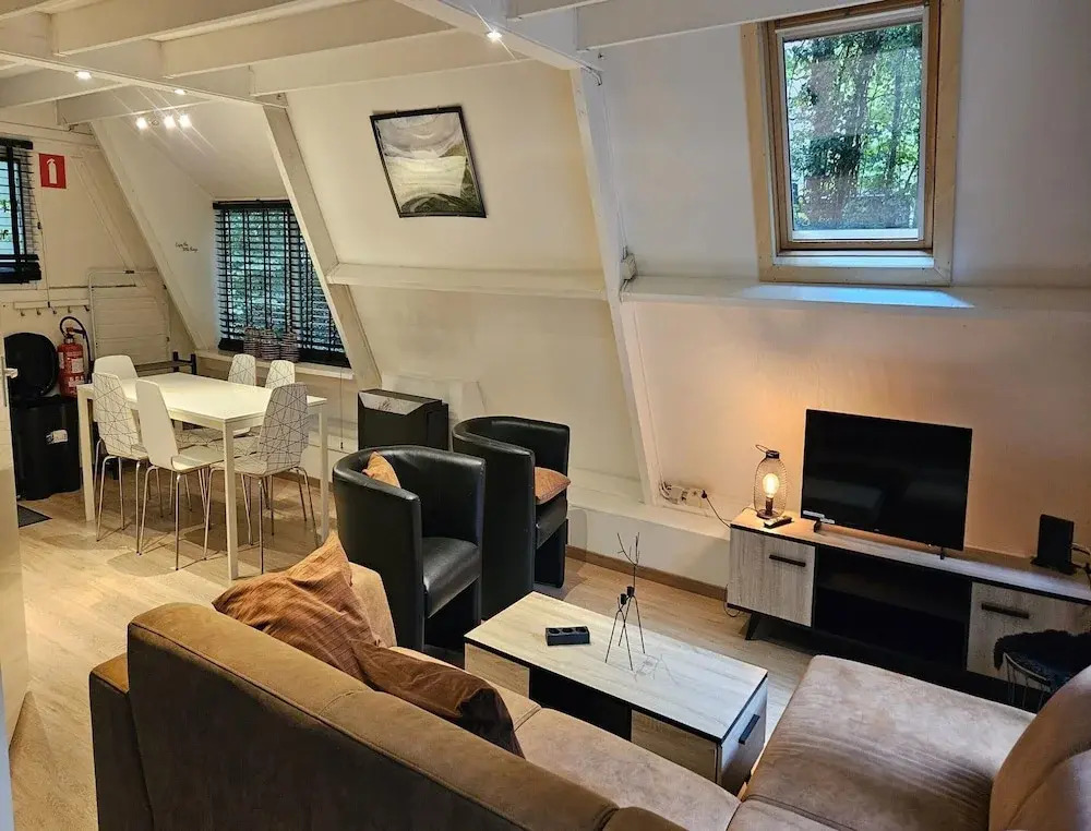 Durbuy Chalet With Modern Comforts