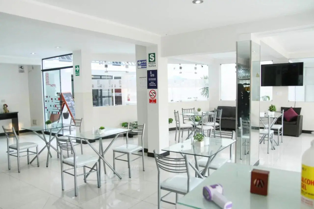 Hotel Venture