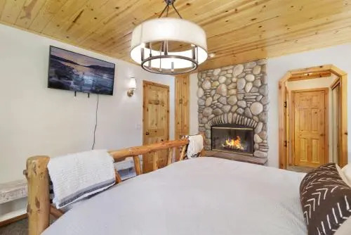 Dreams Of Summit Upscale Log Retreat