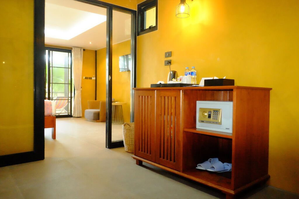 Thapwarin Resort - Green Hotel