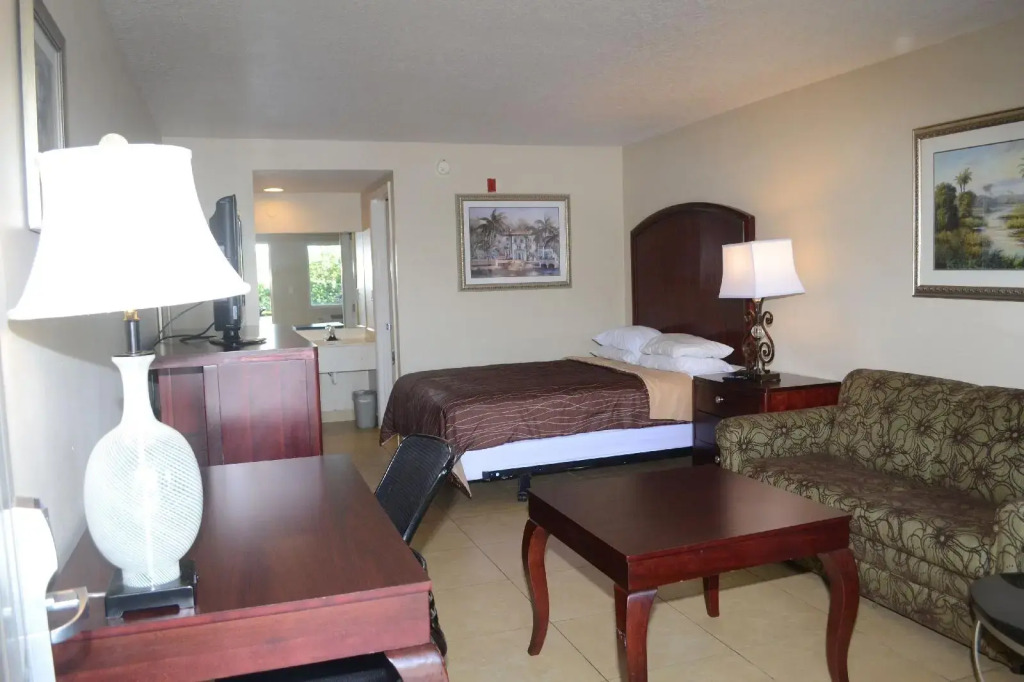 Serena Inn