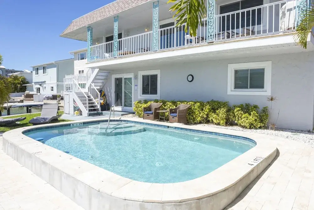 Waterfront & Pool B Star5vacations