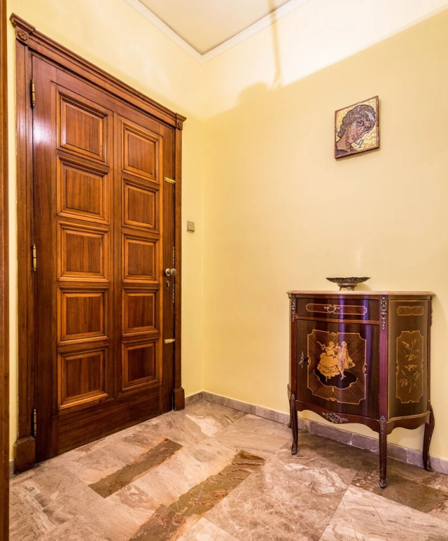 3 bedroom apartment in Acropolis area