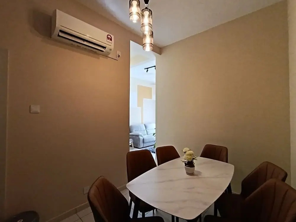 The Horizon Ipoh Dual L13A by Grab A Stay