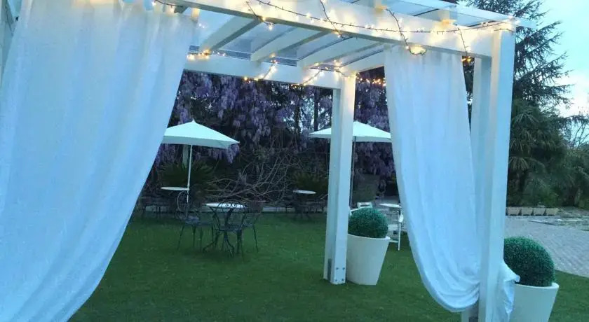 B&b Chartaria