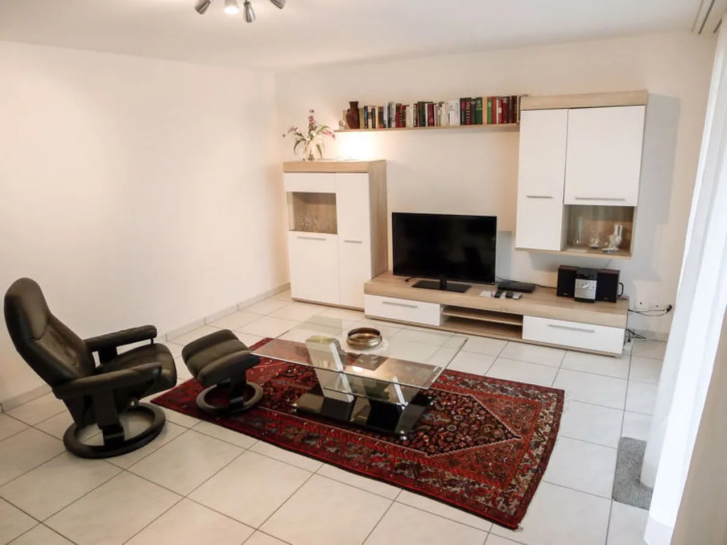 Hegglistrasse 9 22962