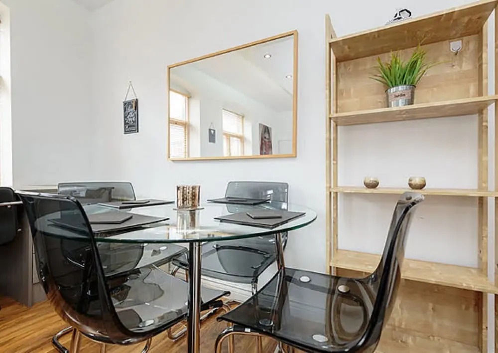 Luxury Central Newcastle Apartment 23