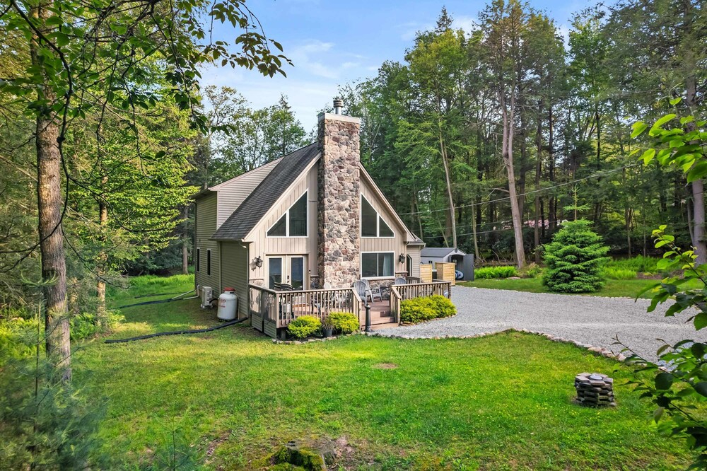 Near Jfbb With Private Hot Tub and Game Room