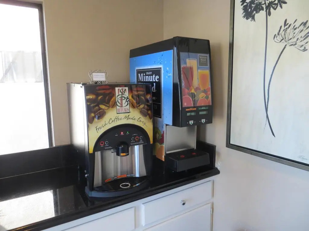 Rodeway Inn & Suites Inglewood