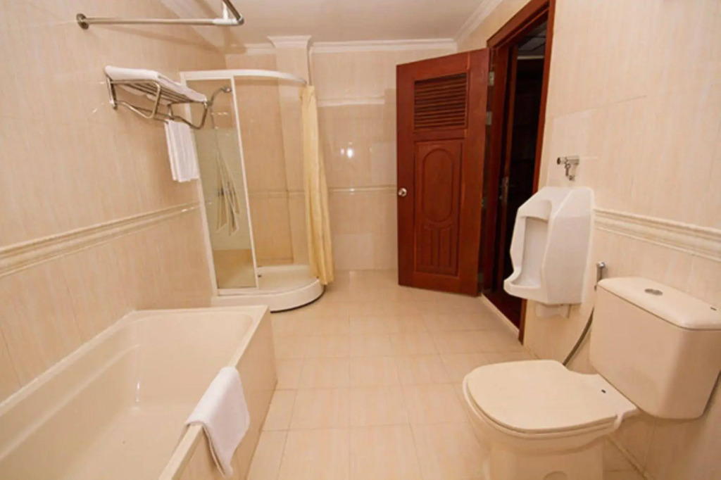 Majestic Oriental Hotel