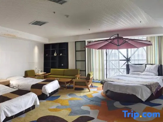 Roman Holiday Hotel