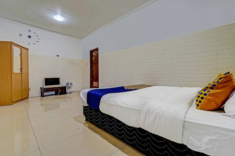 OYO 91330 City Munigar Residence SyariahNearTegalega Park