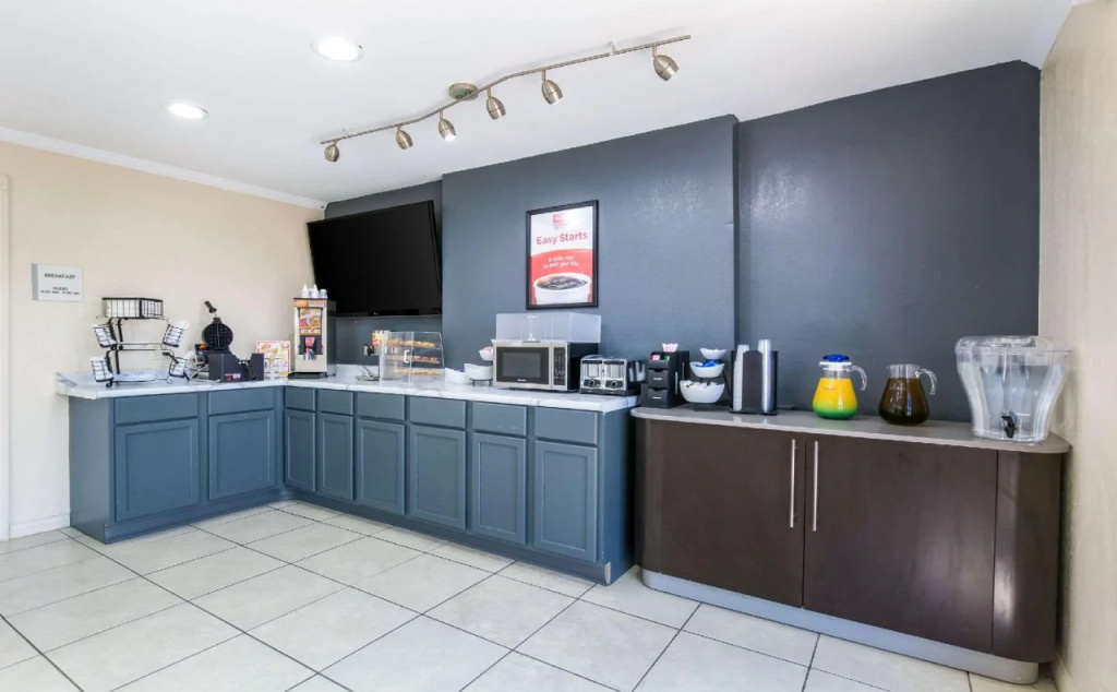 Quality Inn & Suites Columbus West