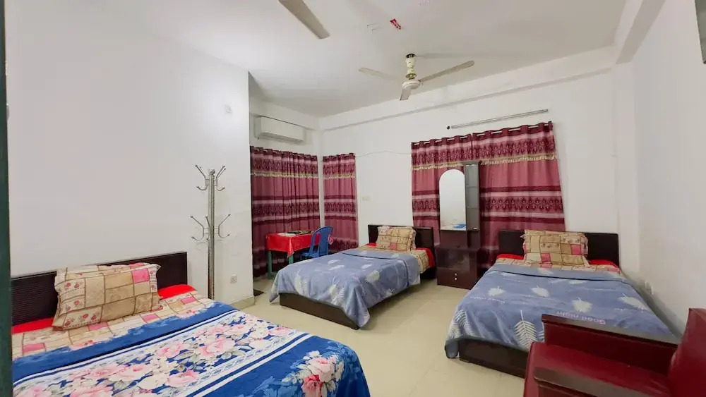 Mohammadia Restaurant & Guest House