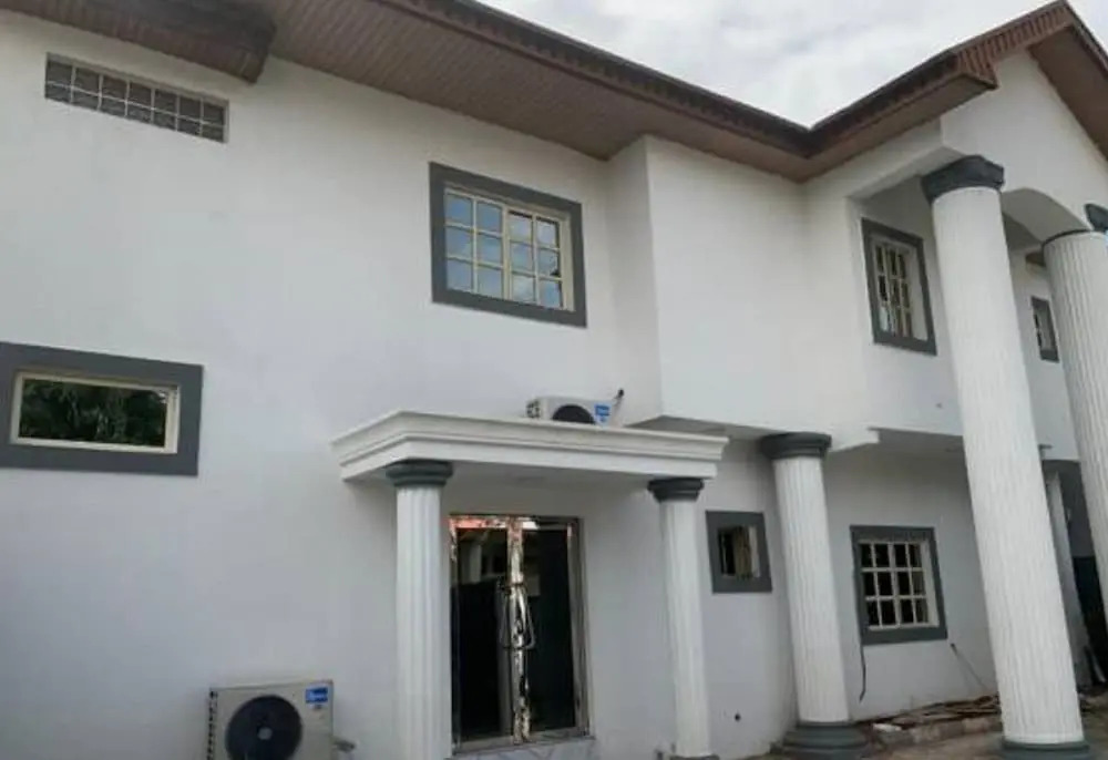 D Avalon Suites