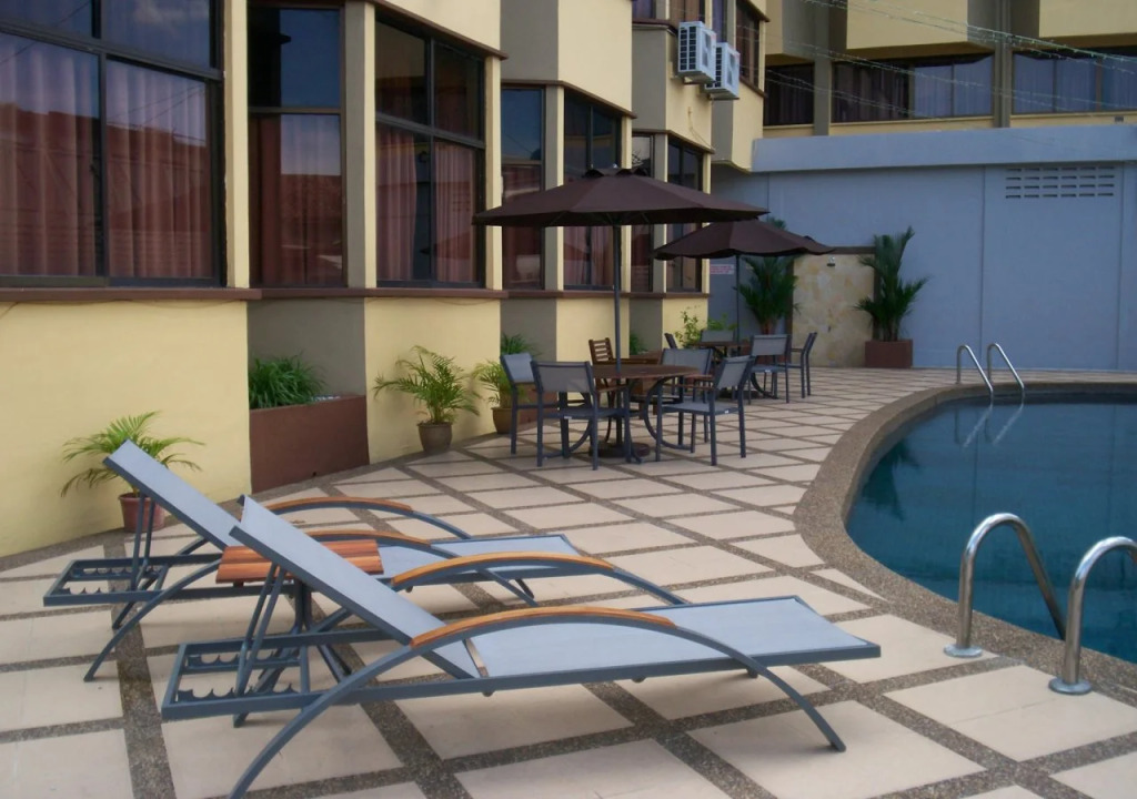 Hotel Grand Crystal
