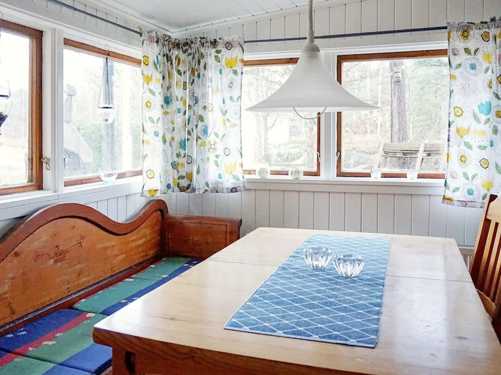 5 Person Holiday Home in Tanumshede