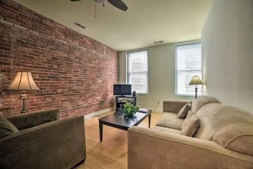 Chase Apartments at Light Street - Baltimore Inner Harbor & Convention Center