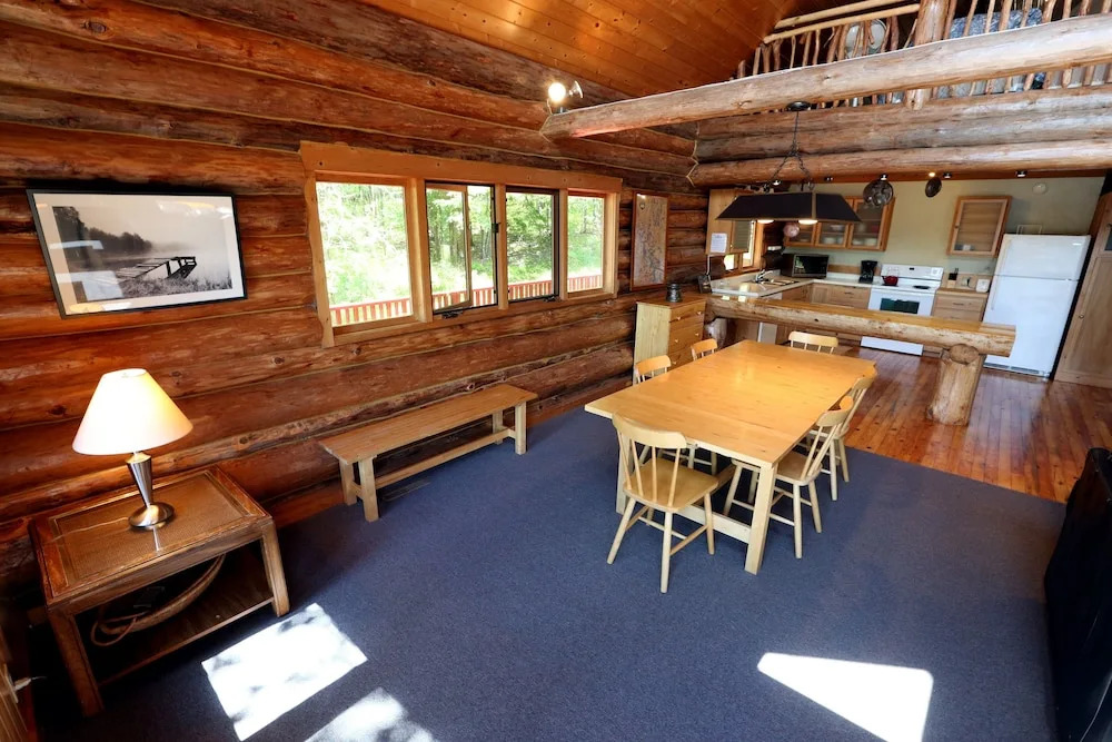 Five Lakes Resort