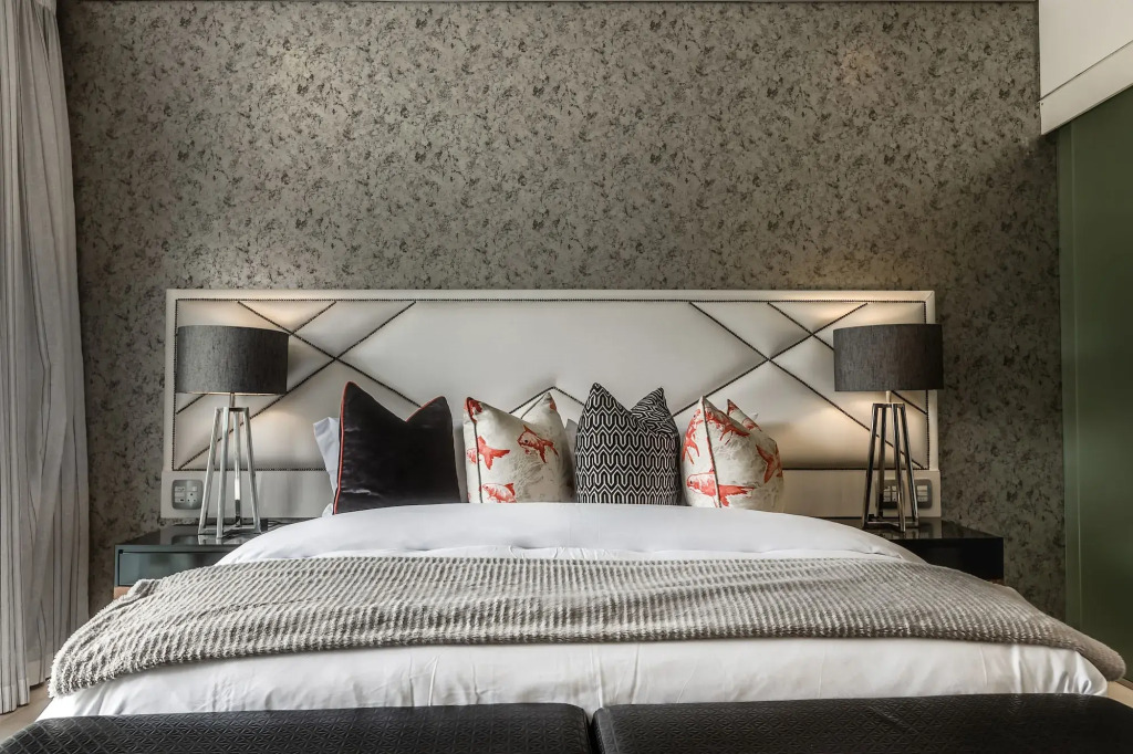 Franschhoek Boutique Hotel - Lion Roars Hotels & Lodges