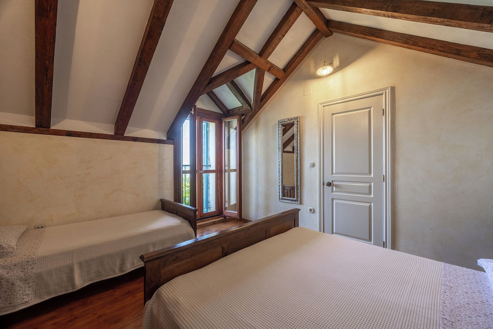 Villa Ela