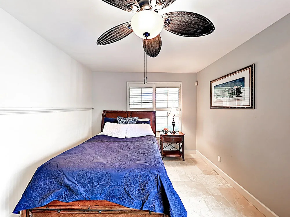 8501 Turnberry Court Condo 3 Bedrooms 3 Bathrooms Condo