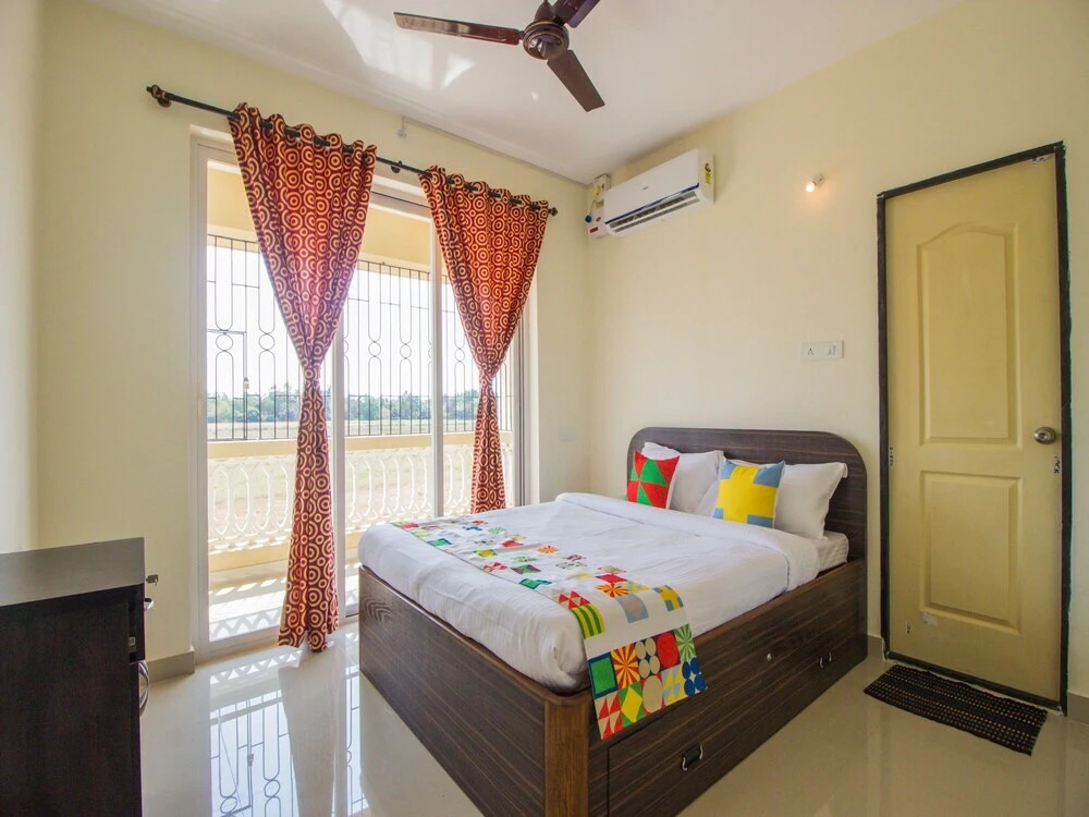 OYO 11589 Home Spacious 2BHK Varca Beach