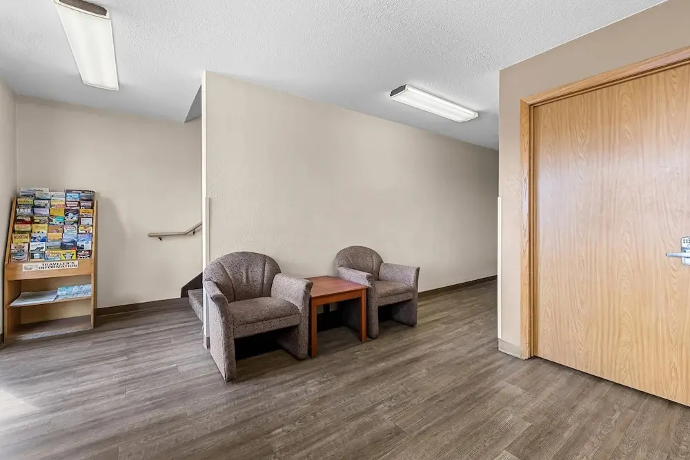 Travelodge by Wyndham Rapid City - Black Hills
