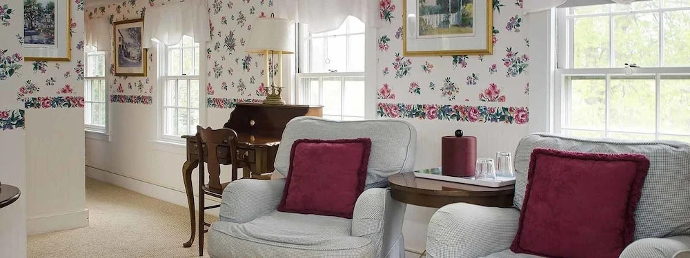 Ashley Inn