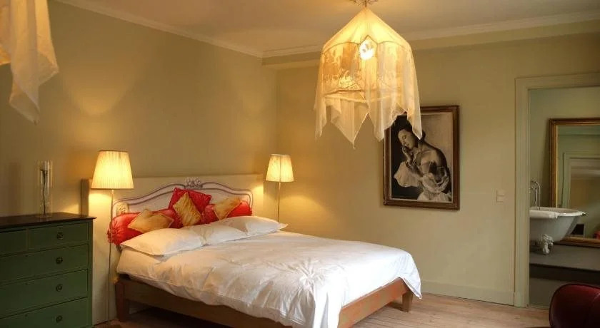 B&B Vaudeville