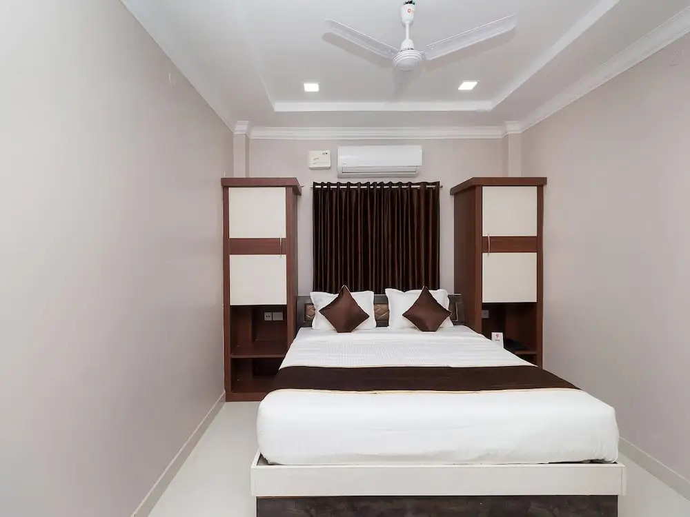 Hotel Aashiyana