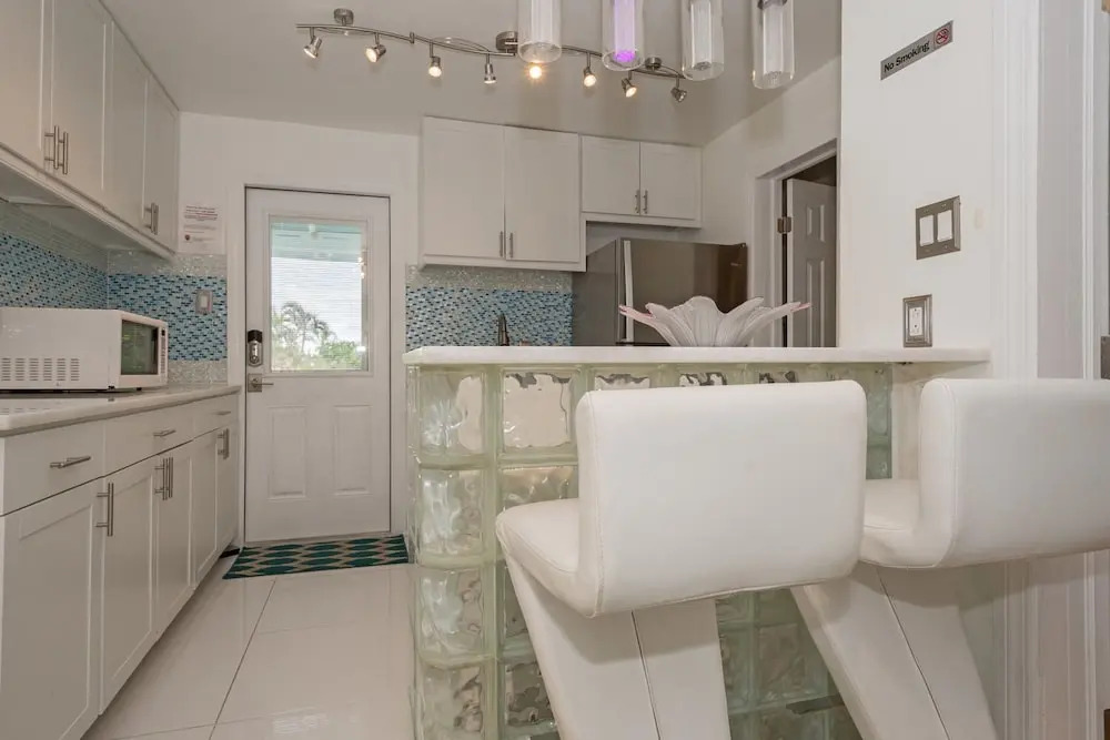 Estero Estate #4 - Two Bedroom Apartment