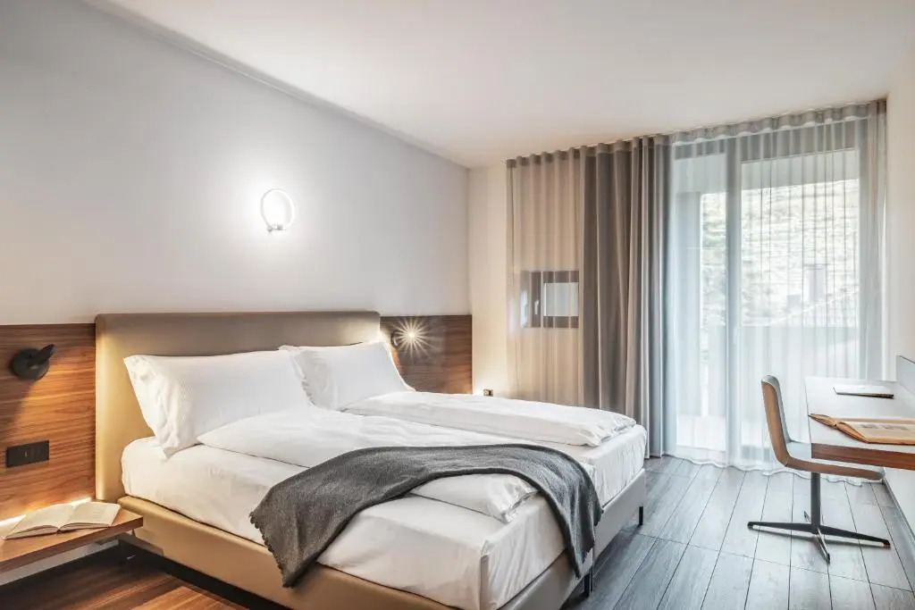 ESSENCE - Charming Suites