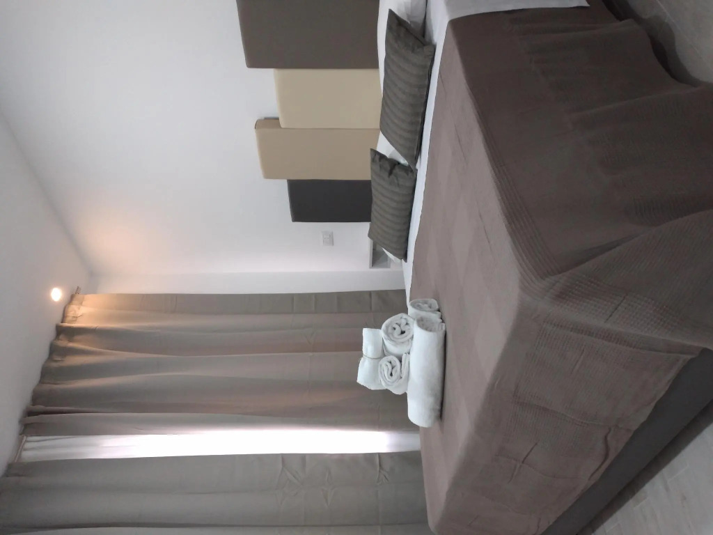 New Era Rooms