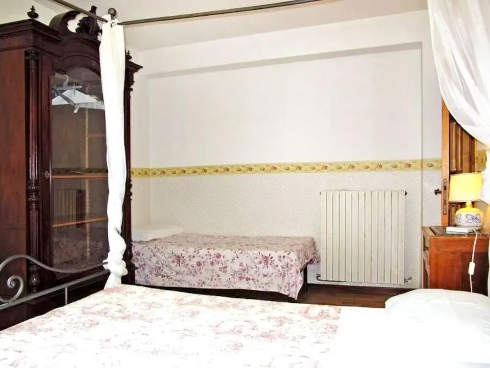 Apartment With 2 Bedrooms in Ramazzano - Le Pulci, With Pool Access and Furnished Garden - 55 km From the Slopes