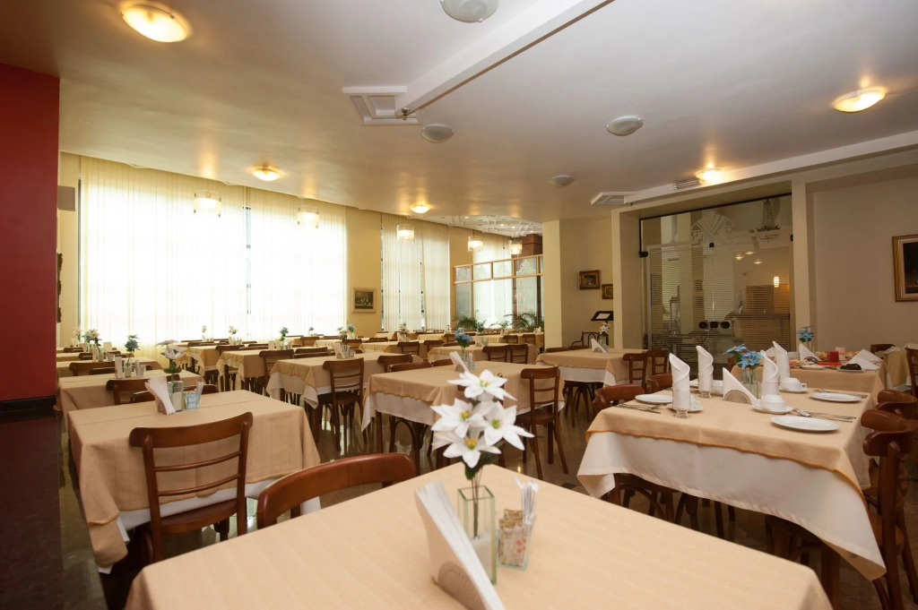 Carlton Plaza São José dos Campos