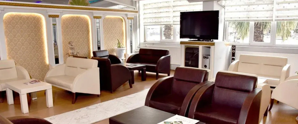 Hotel Tütün